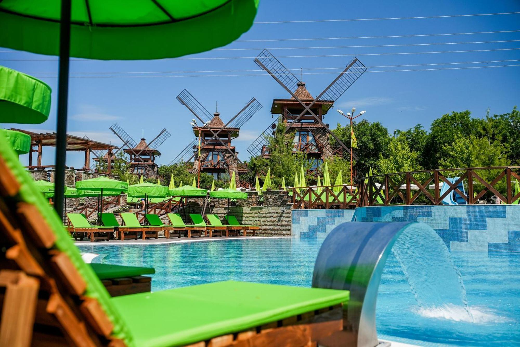 The Wind Mills Hydropark Hotel Gorna Malina Exterior foto